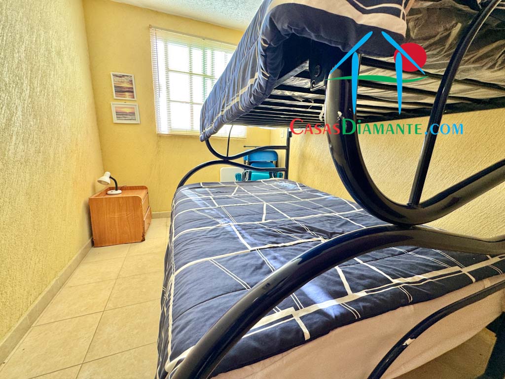 Puente del Mar Catana F 32 - Recámara uno 2